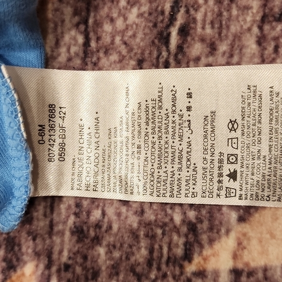 Nike hat and socks 0-6 months - Picture 4 of 7